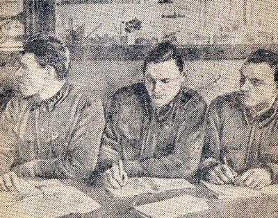 Танкисты Михеевы на занятиях.