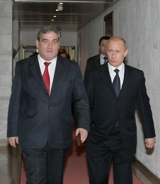 Штыров и Путин. Теперь эта фотография под запретом.