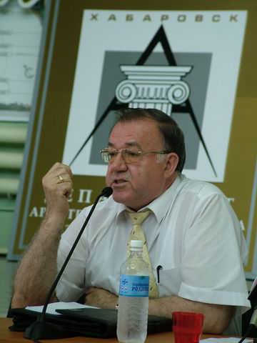 В. Новицкий