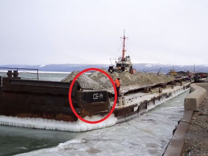 Баржа-призрак СБ-14, на которой возили золото в Охотск, имеет настоящую маркировку МБ-2517