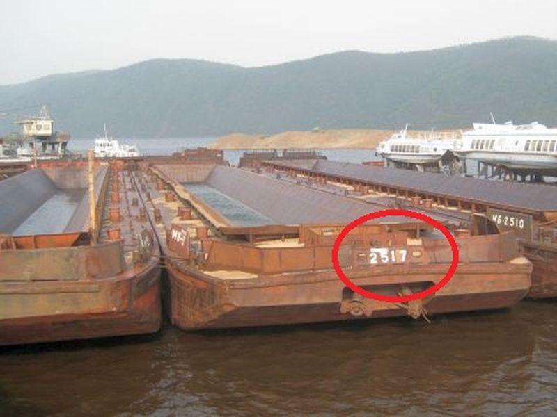 Та самая баржа - МБ-2517, перекрашенная под «СБ-14», перевернулась в Охотском море