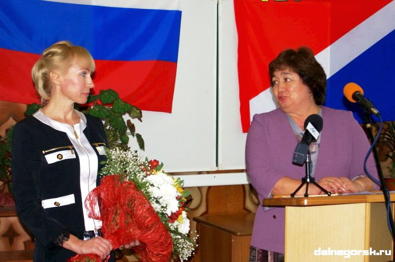 Руководить Дальнегорским округом будут С.В. Артемьева (слева) и Р.Р. Козырева.